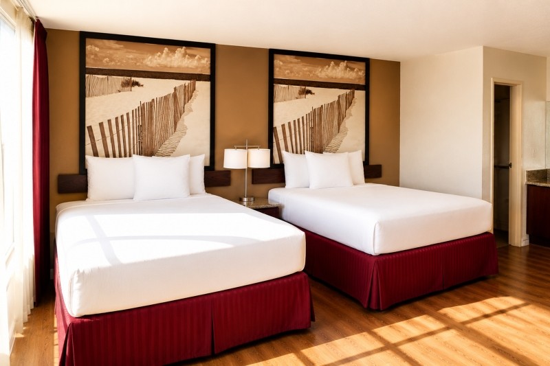 Double queen guest room at Kings Inn Anaheim